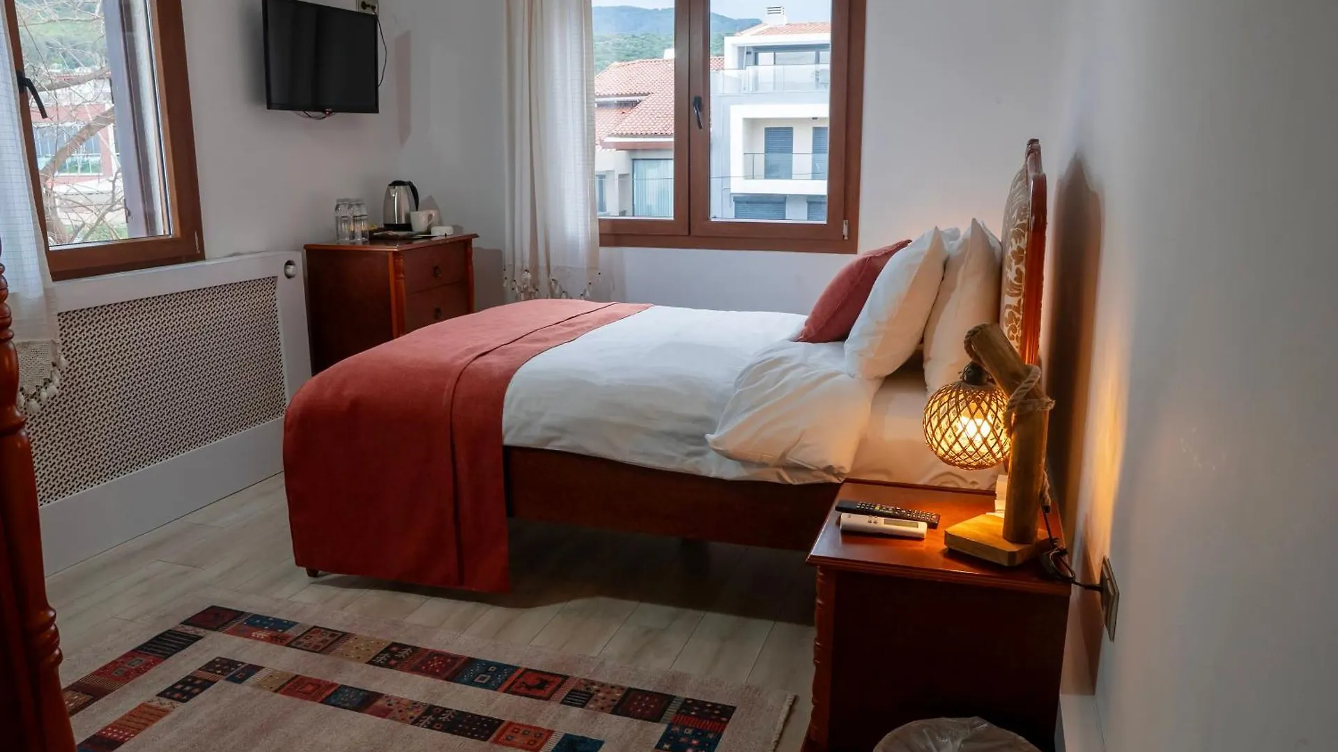 Black Lotus İzmir